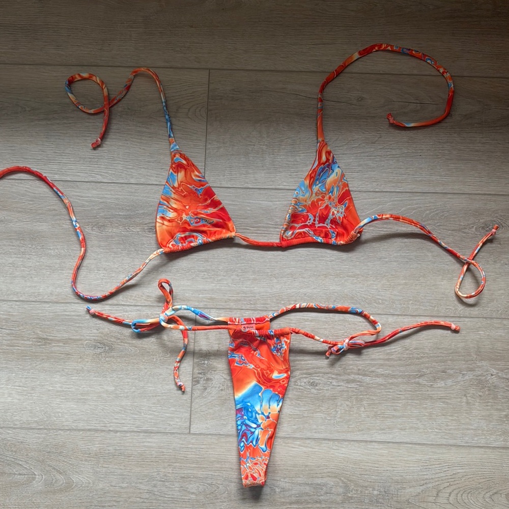 RJ Swim - Vibrant Orange Bikini Set - As seen on Kendall Jenner